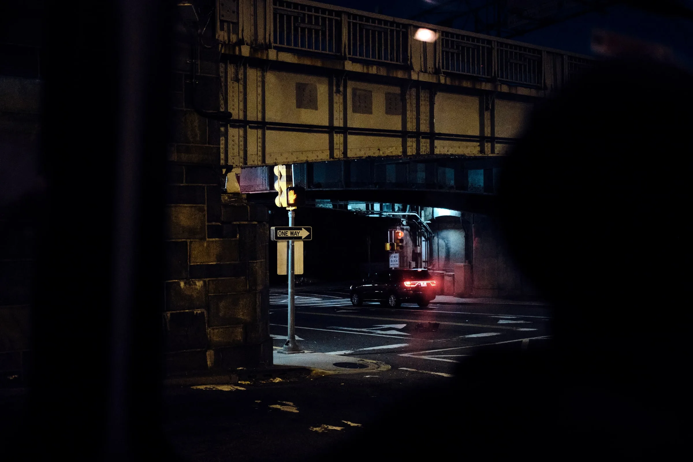 New York № 14 — New York City, Manhattan, Street Photography. Photograph by Michael Damböck.