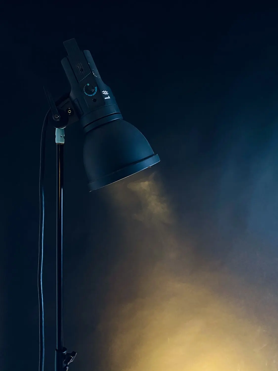 Behind the Scenes № 30 — Behind the Scenes, Photography Workshop, Studio Setup. Photograph by Michael Damböck.